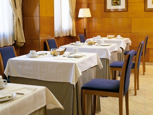 Hotel Villacarlos Valencia Restaurant photo